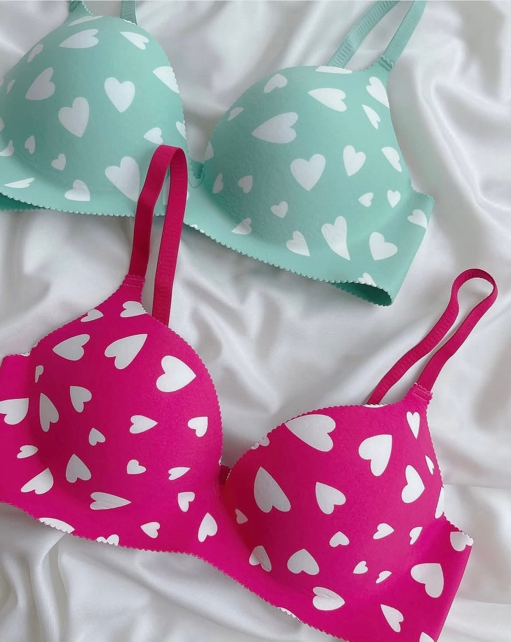 (36-42)B Seamless Heart Design Soft Push-up Bra (169)