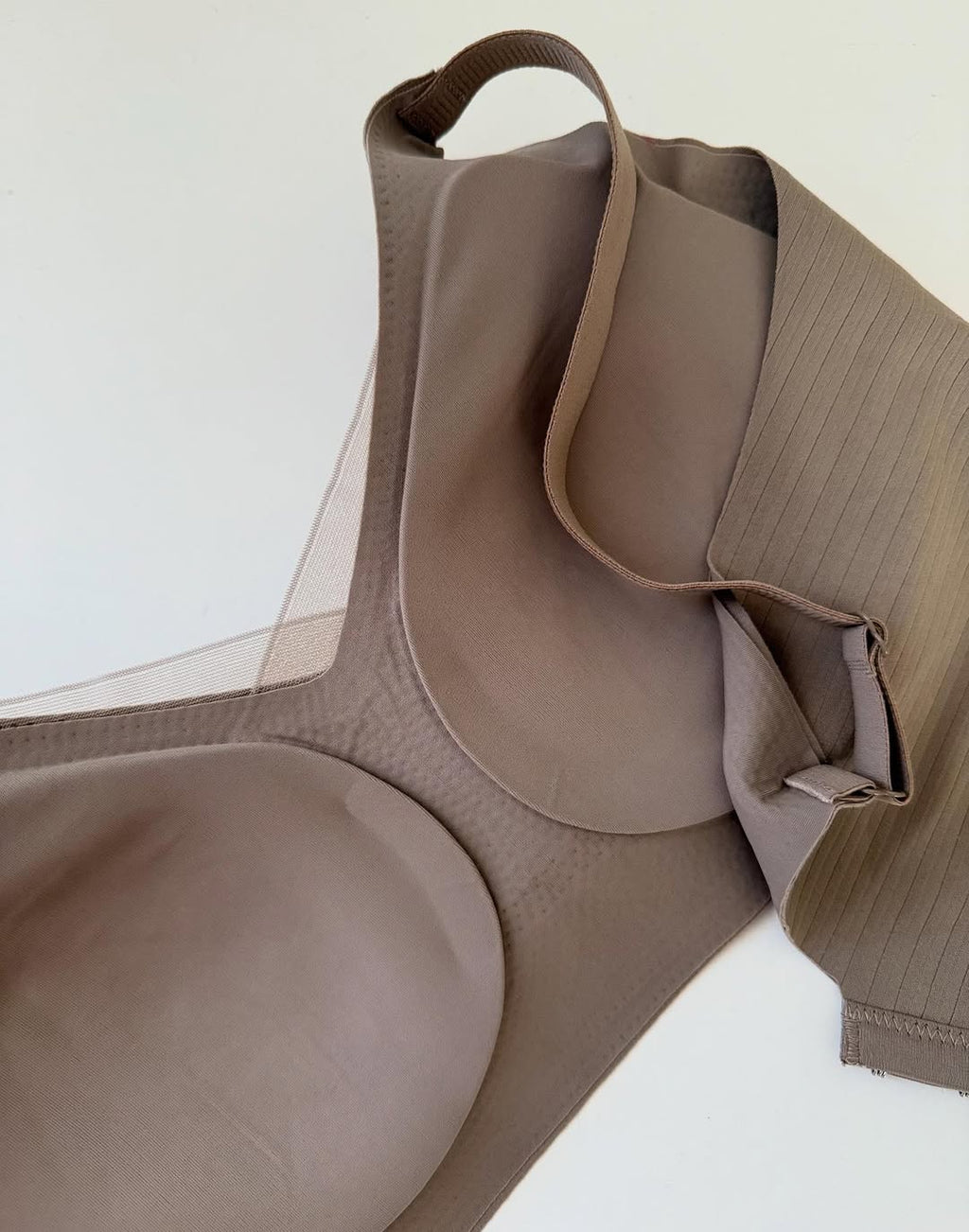(34-42)size Seamless Lightweight Full Coverage Lifting Anti Glare Pushup Bra (053)
